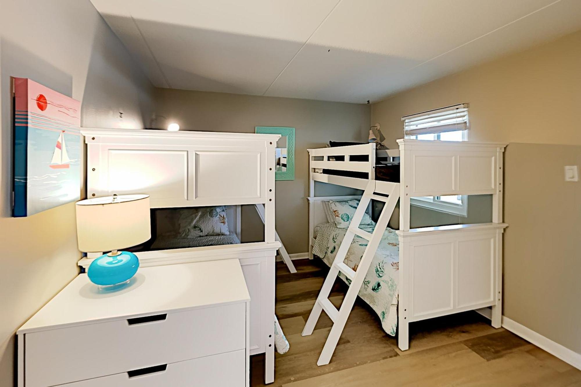 Sea Watcher Ocean City Room photo